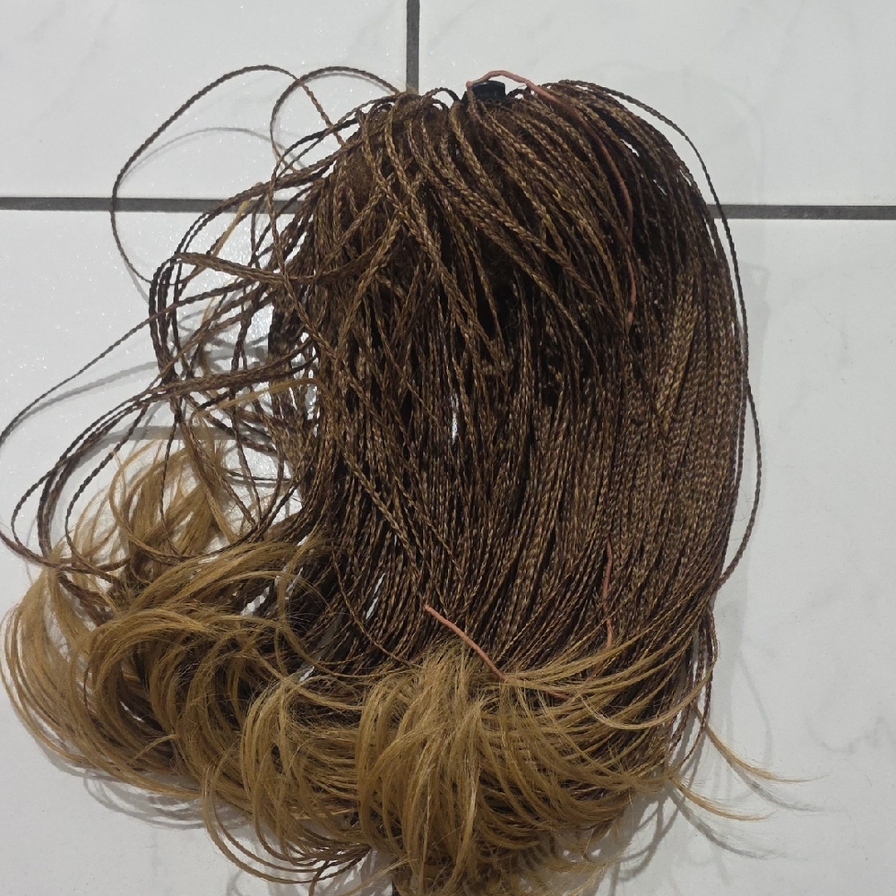 Unk Two-Tone Brown and Blonde Hair Extensions